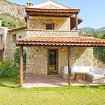 Zephyros Hotel 3*