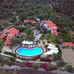 Zephyros Hotel